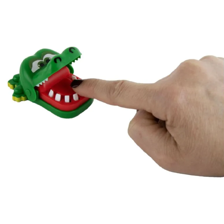 CROCODILE DENTIST